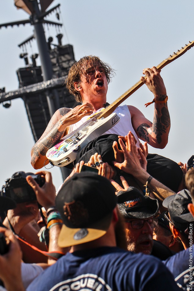 frankcarter09 Hellfest 2022.jpg